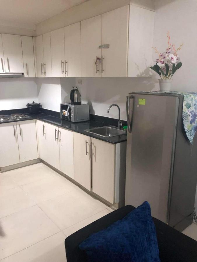 Yhanz Z Sea Residences Pasay Exterior foto